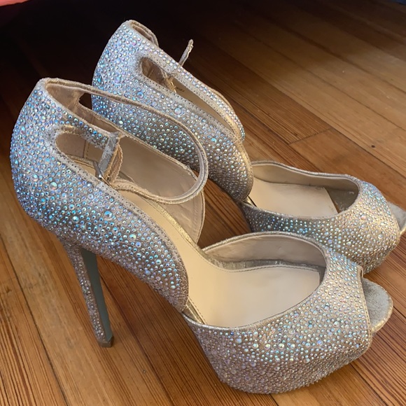 LIMITED edition Betsey Johnson AB crystal heel - Picture 16 of 17